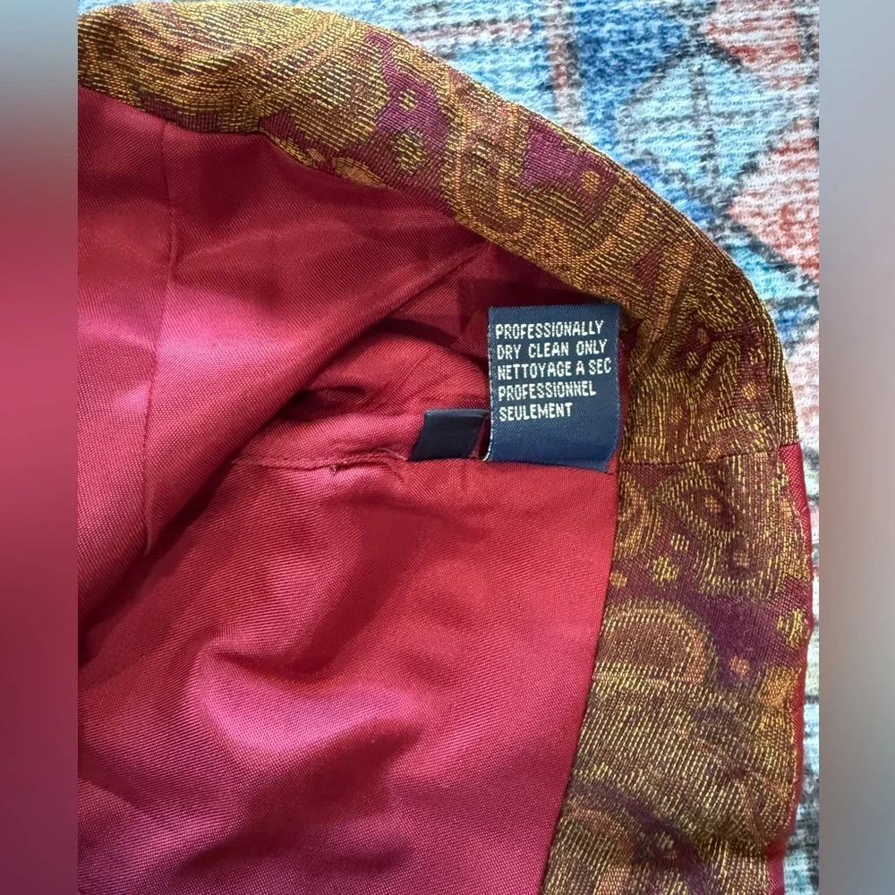 Vintage Burberry Paisley Vest. Size medium - Picture 7 of 7